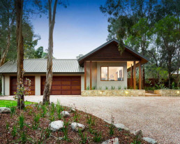 Luxury home builders Donvale